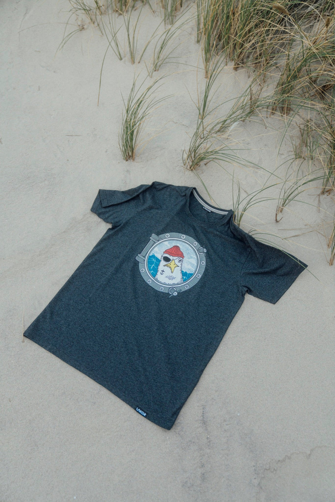 Lakor - Porthole t-shirt (Dark Grey)