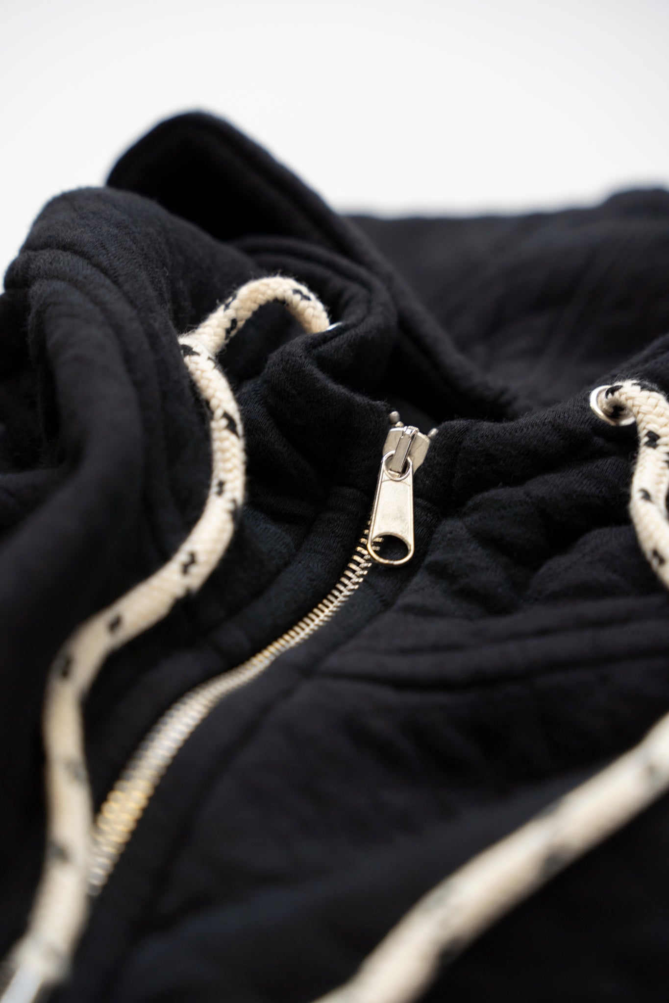 Lakor - Quilted Hoodie (Black)