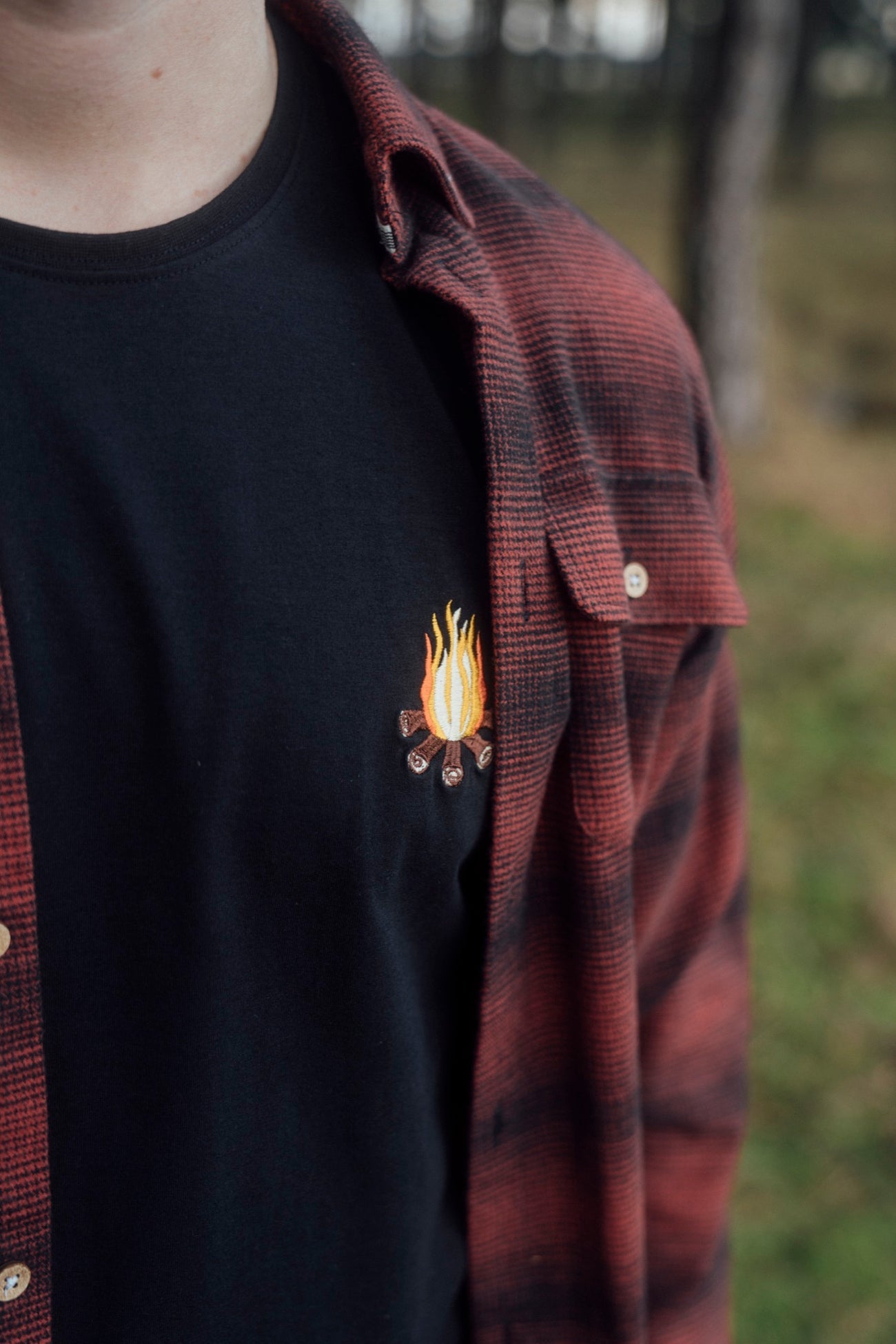 Lakor - Mini Campfire T-shirt