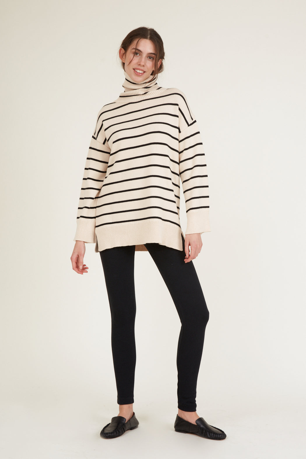 Basic Apparel - Winie T-Sweater - Birch/Black